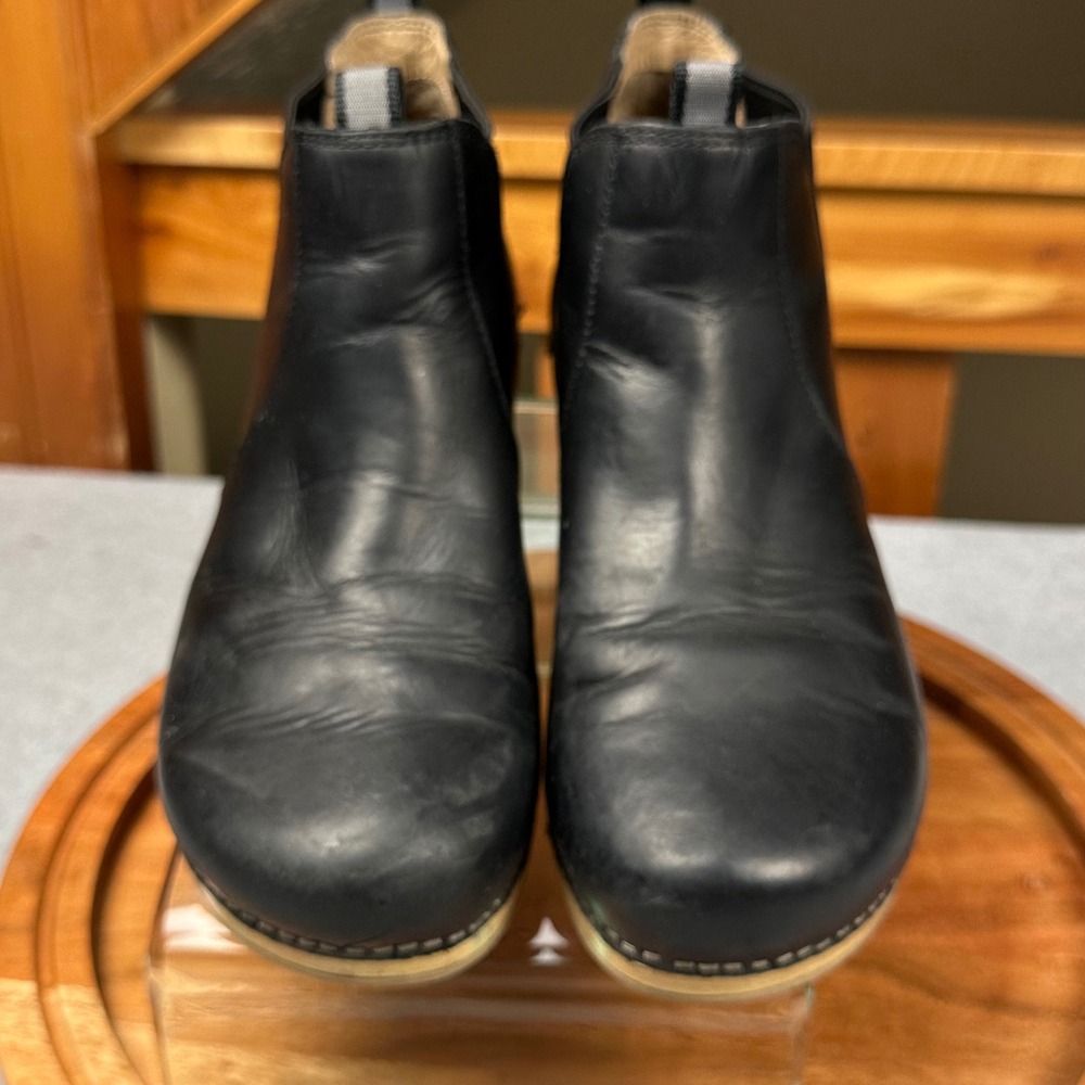 Dansko Black Leather Chelsea Ankle Boots Wood Grain Platform Wedge Womens 38 - Picture 10 of 15